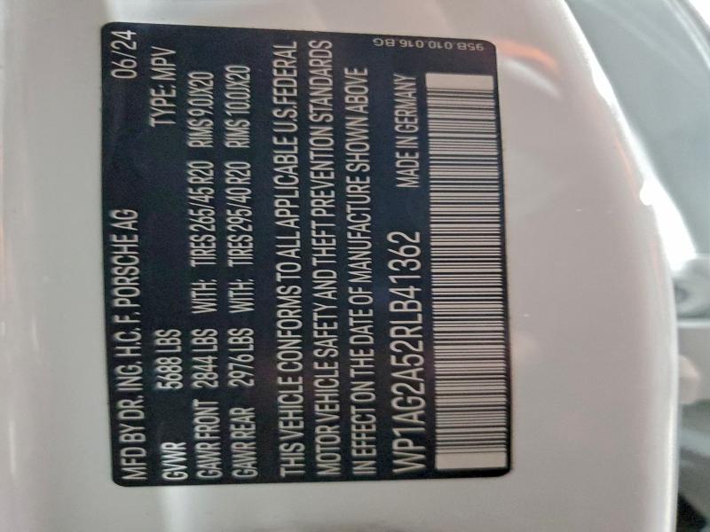 Фото 13 - PORSCHE MACAN