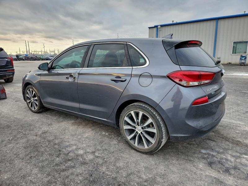 Фото 2 - HYUNDAI ELANTRA