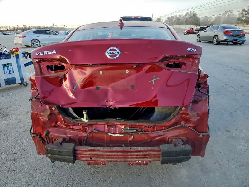 Фото 6 - NISSAN VERSA