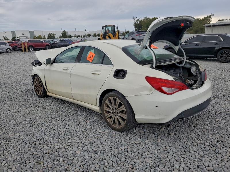 Фото 2 - MERCEDES-BENZ CLA-CLASS