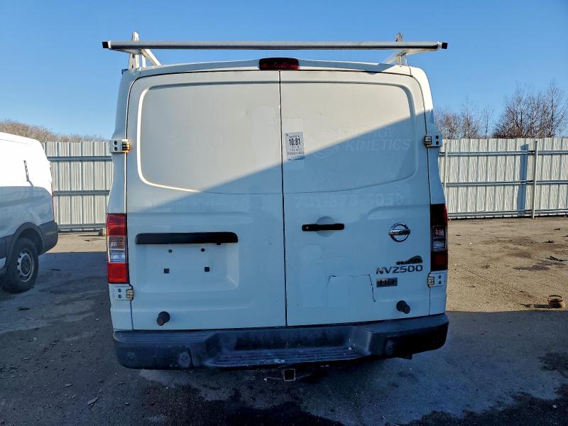 Фото 6 - NISSAN NV