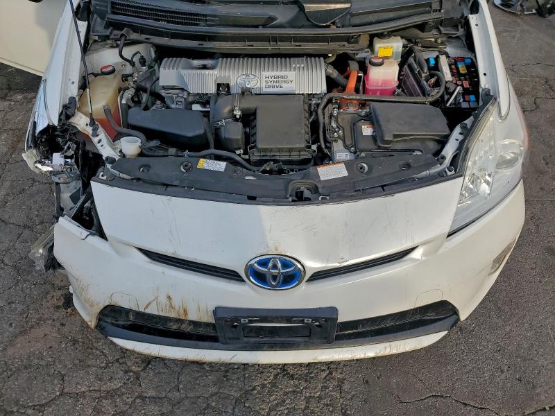 Фото 12 - TOYOTA PRIUS