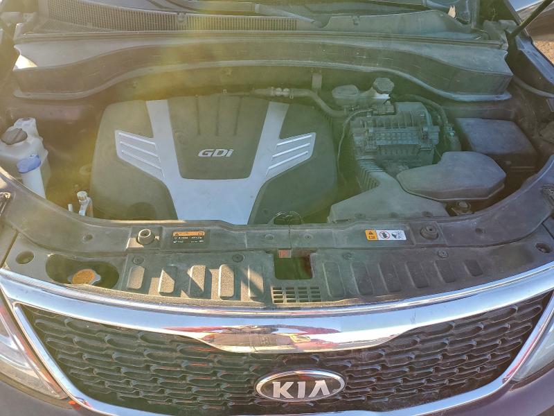 Фото 12 - KIA SORENTO