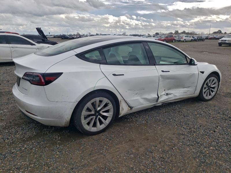 Фото 3 - TESLA MODEL 3