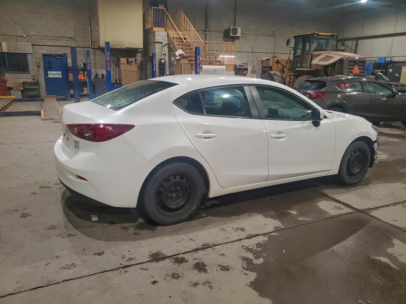 Фото 3 - MAZDA 3