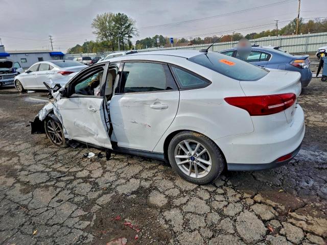 Фото 2 - FORD FOCUS