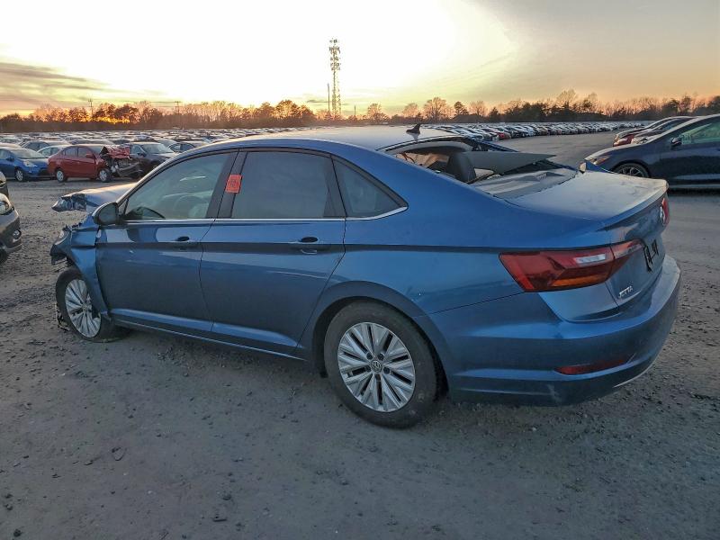 Фото 2 - VOLKSWAGEN JETTA