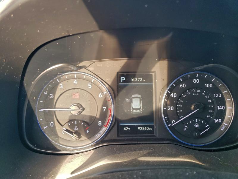 Фото 9 - HYUNDAI KONA