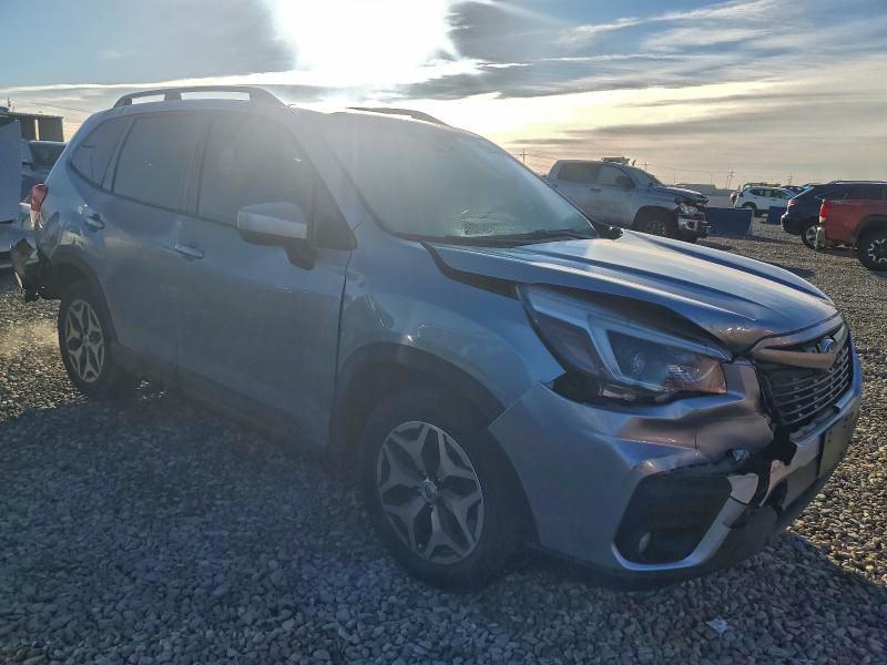 Фото 4 - SUBARU FORESTER