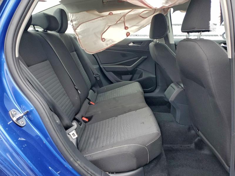 Фото 10 - VOLKSWAGEN JETTA