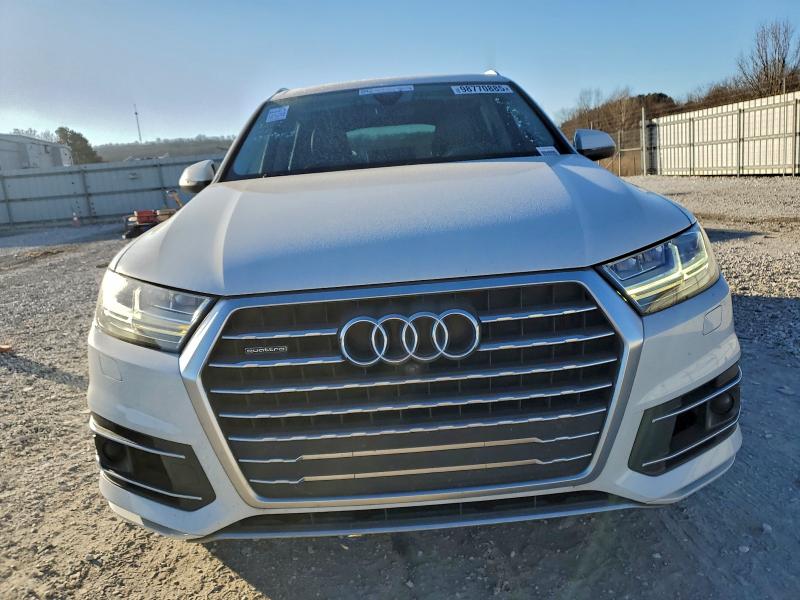 Фото 5 - AUDI Q7