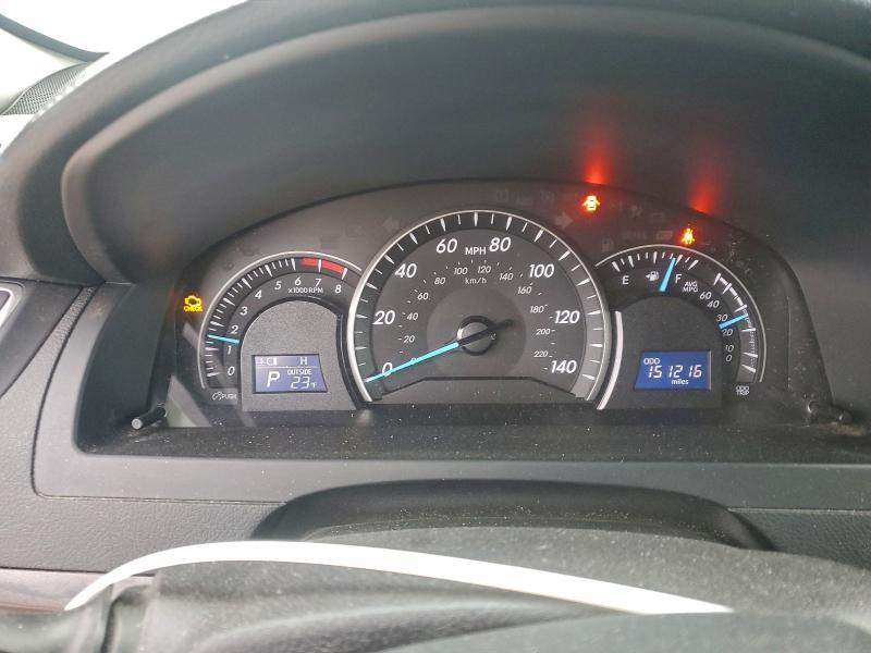 Фото 9 - TOYOTA CAMRY