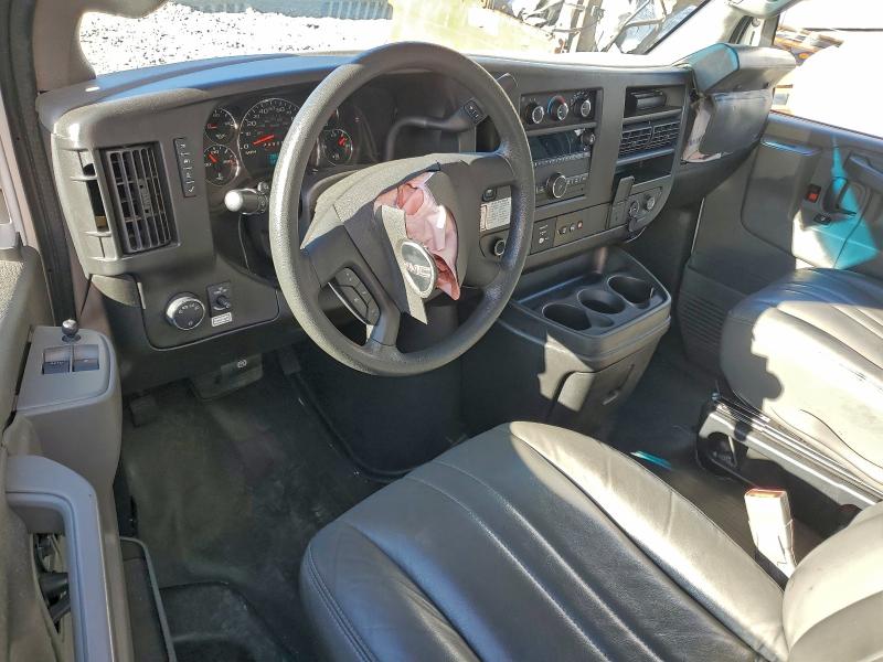 Фото 8 - GMC SAVANA