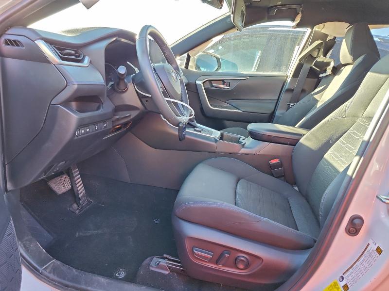 Фото 7 - TOYOTA RAV4