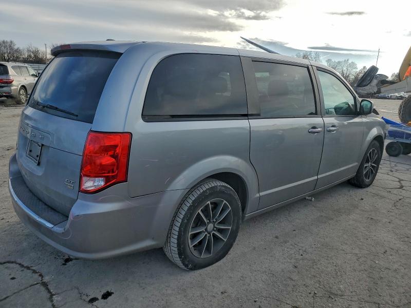 Фото 3 - DODGE CARAVAN