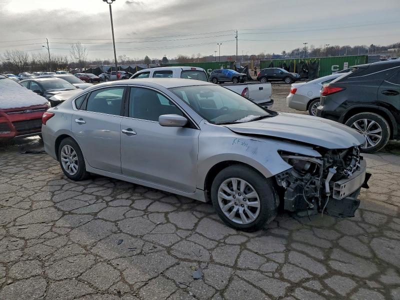 Фото 4 - NISSAN ALTIMA