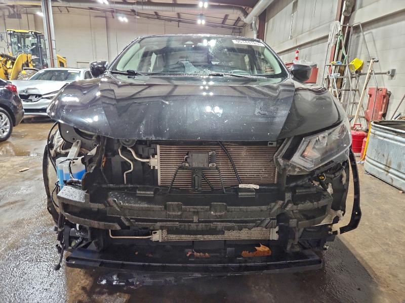 Фото 5 - NISSAN ROGUE