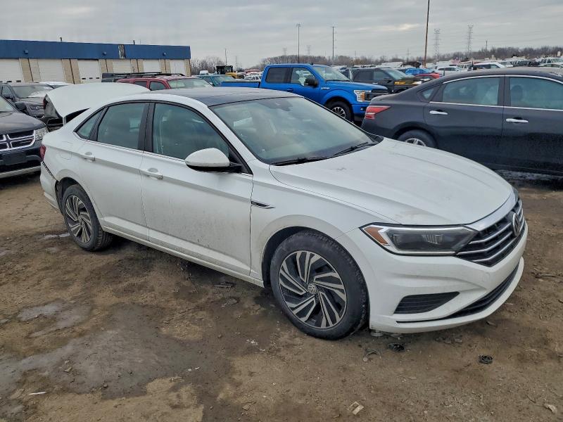 Фото 4 - VOLKSWAGEN JETTA