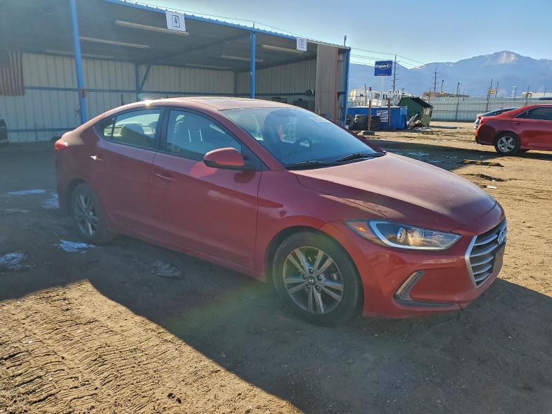 Фото 4 - HYUNDAI ELANTRA