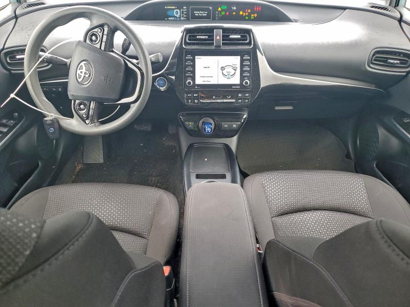 Фото 8 - TOYOTA PRIUS