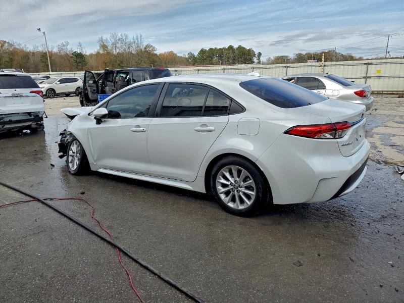 Фото 2 - TOYOTA COROLLA