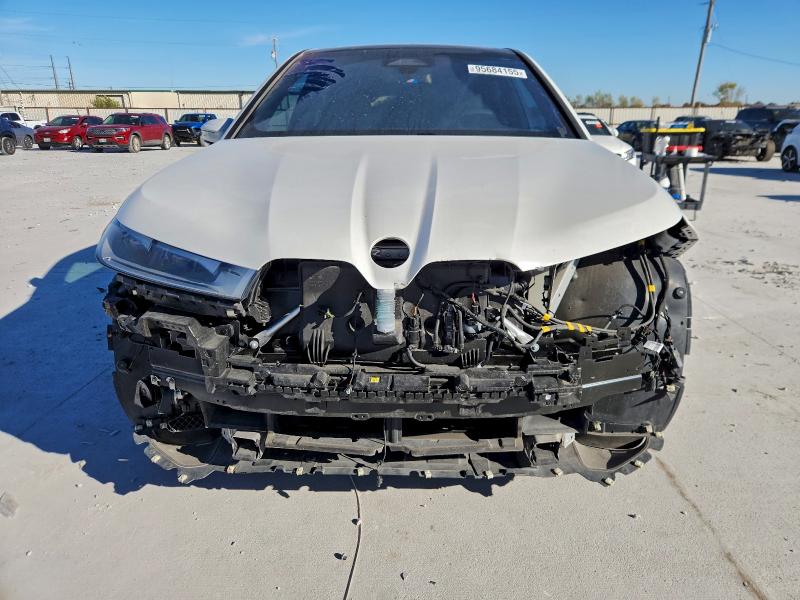 BMW IX XDRIVE5 2023 VIN WB523CF0XPCM04324
