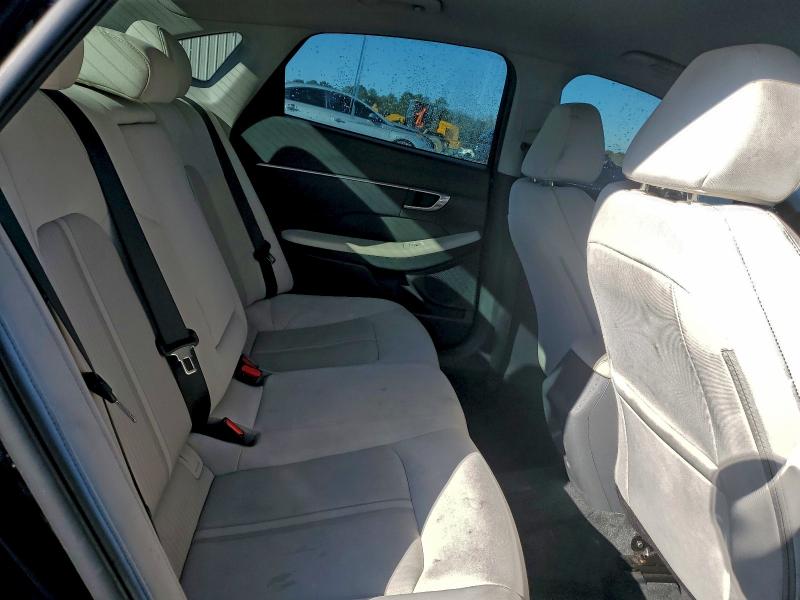 Фото 10 - HYUNDAI SONATA