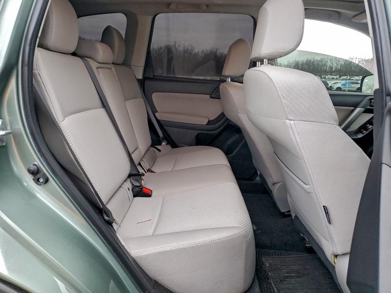 Фото 11 - SUBARU FORESTER