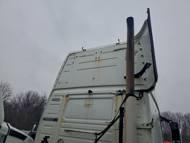 VOLVO VN 2015 VIN 4V4NC9EH6FN916858