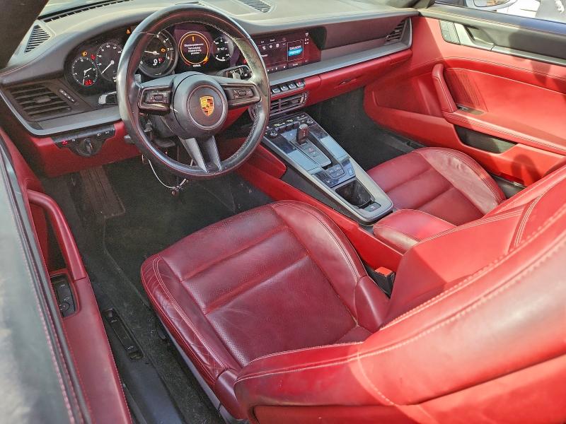 Фото 8 - PORSCHE 911