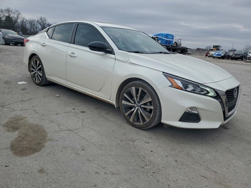 Фото 4 - NISSAN ALTIMA