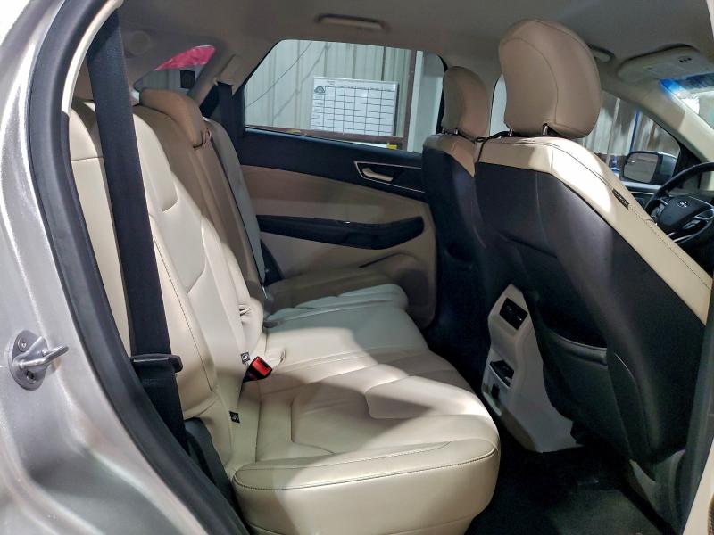 Фото 11 - FORD EDGE