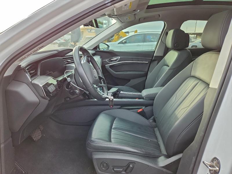 AUDI E-TRON 2022 VIN WA11AAGE0NB044353