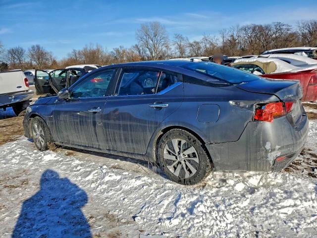 Фото 2 - NISSAN ALTIMA