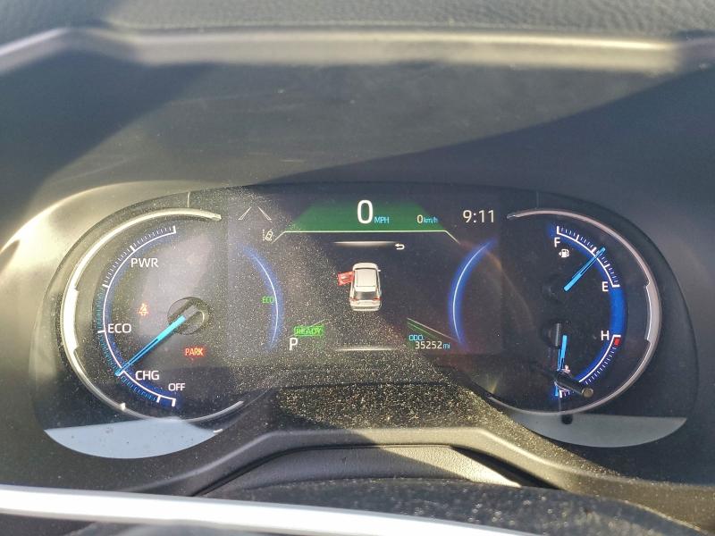 Фото 9 - TOYOTA RAV4