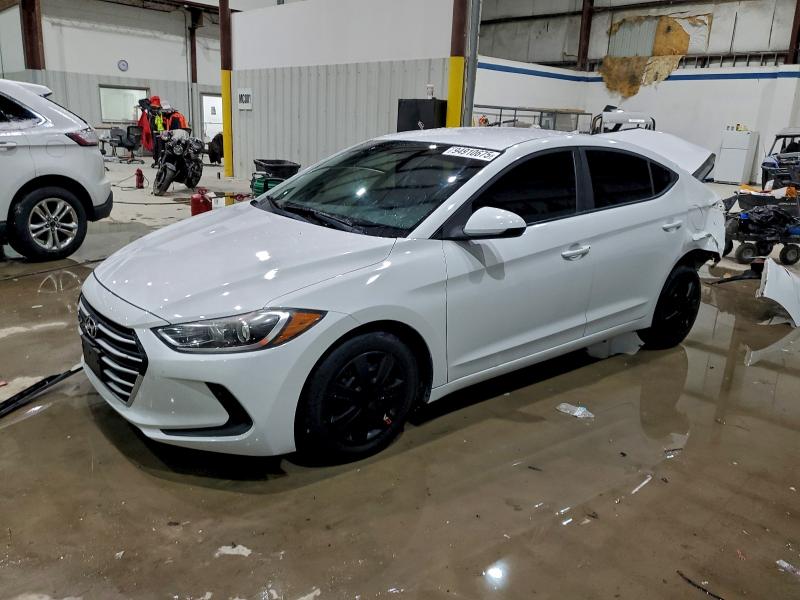 Фото 1 - HYUNDAI ELANTRA