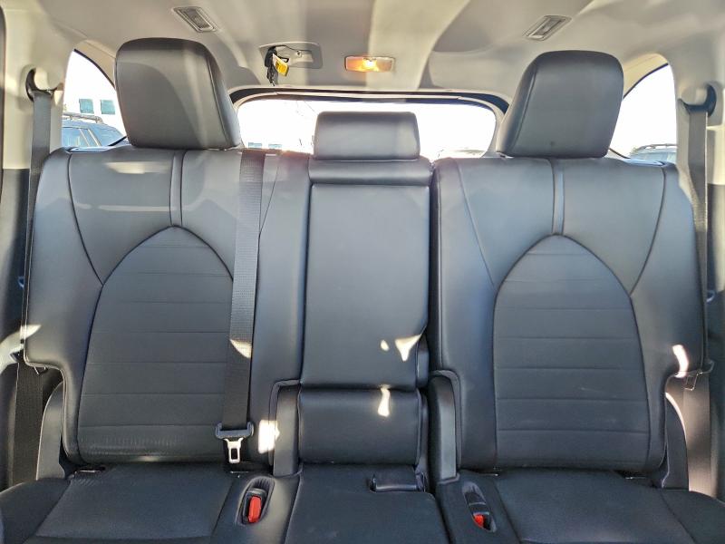 Фото 10 - TOYOTA HIGHLANDER