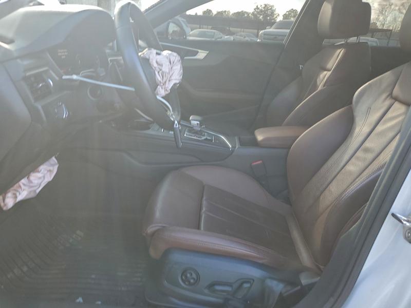 Фото 7 - AUDI A4