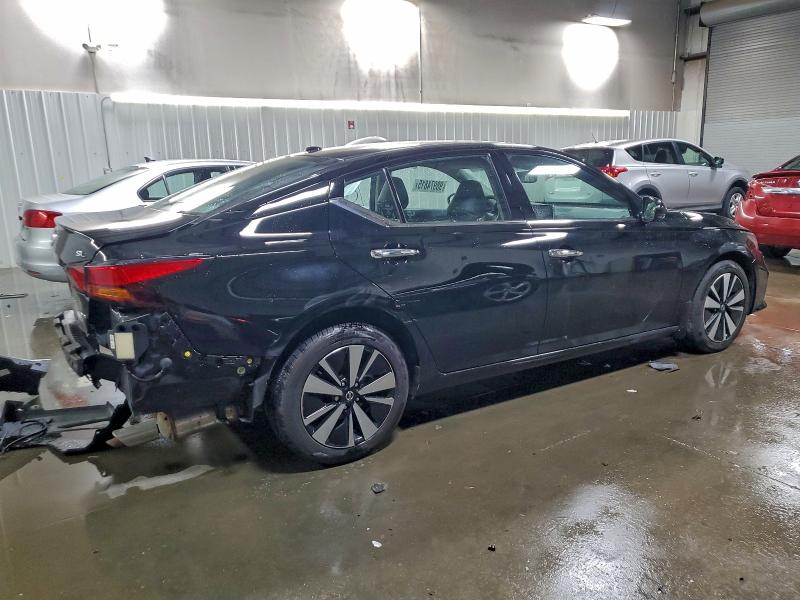 Фото 3 - NISSAN ALTIMA