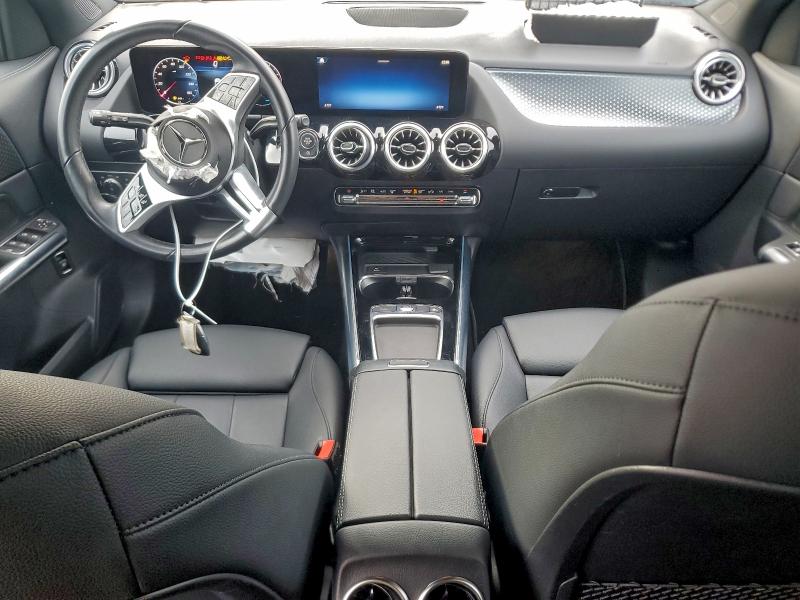 Фото 8 - MERCEDES-BENZ GLA-CLASS