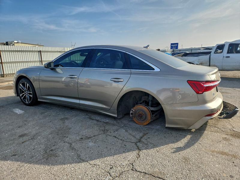 Фото 2 - AUDI A6