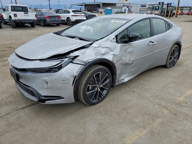 Фото 1 - TOYOTA PRIUS