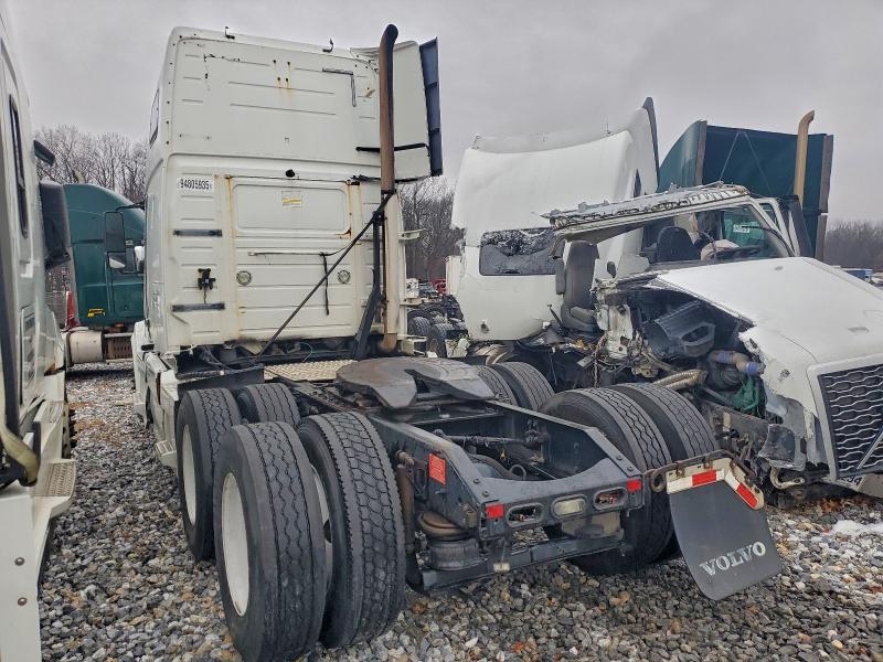 VOLVO VN 2015 VIN 4V4NC9EH6FN916858