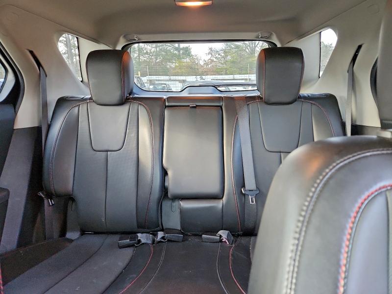 Фото 10 - CHEVROLET EQUINOX