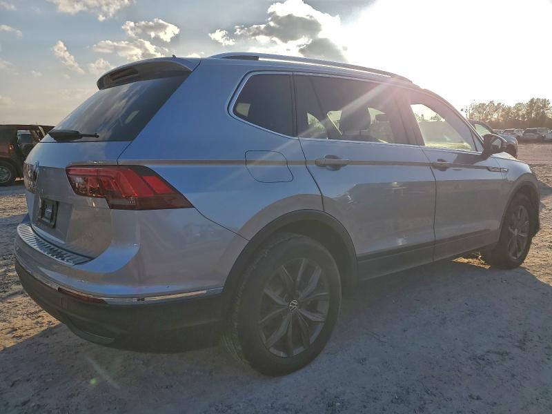 Фото 3 - VOLKSWAGEN TIGUAN