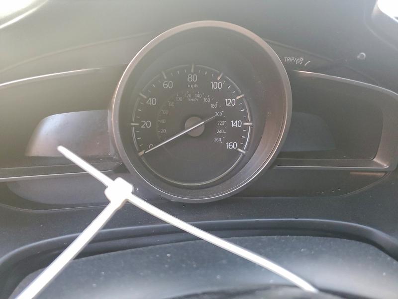 Фото 9 - MAZDA 3