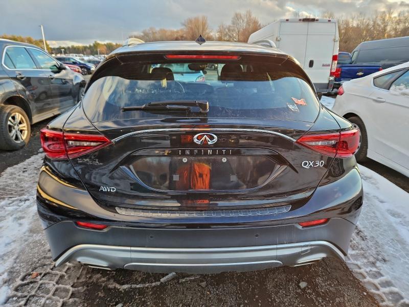 Фото 6 - INFINITI QX30
