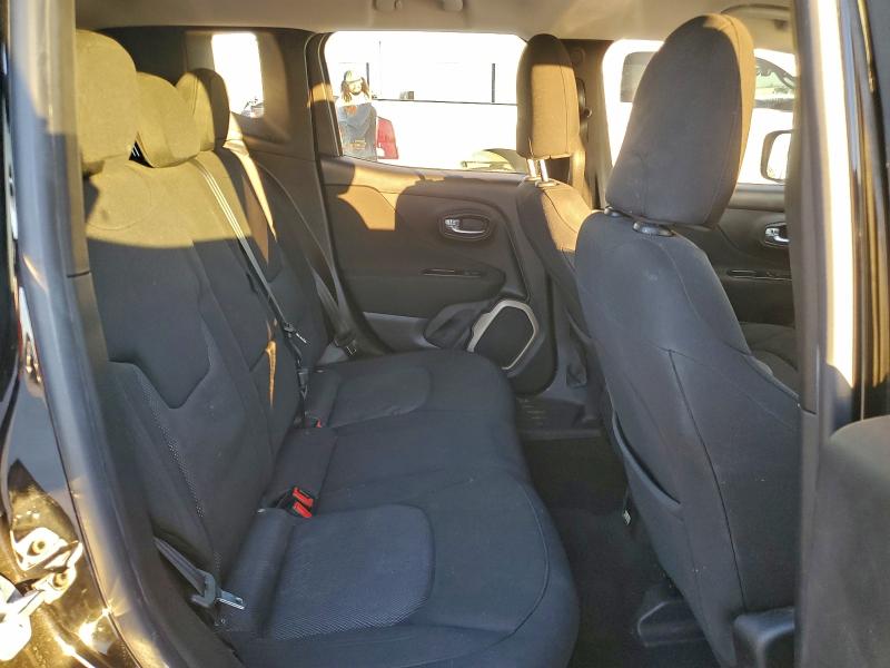 Фото 10 - JEEP RENEGADE