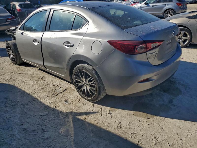 Фото 2 - MAZDA 3