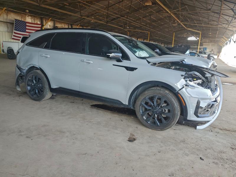 Фото 4 - KIA SORENTO